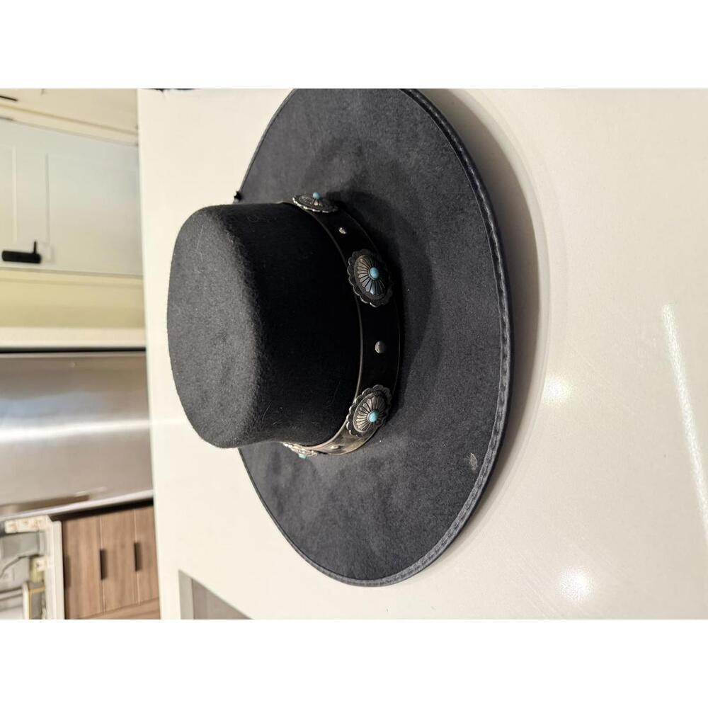 Gambler-Style western Felt Hat with Decorative Leather Band